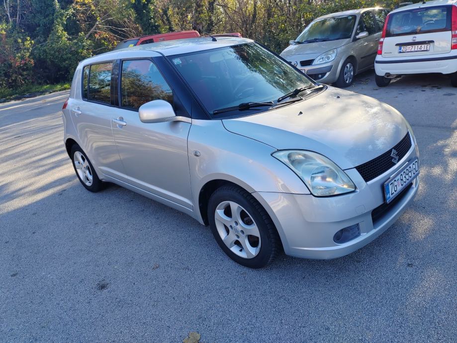 Suzuki Swift 1,3 SE