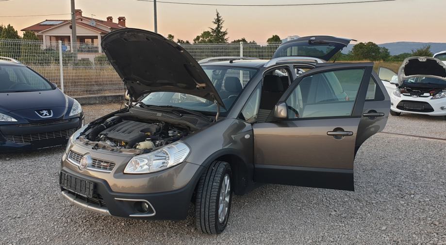 Suzuki sx4 fiat sedici