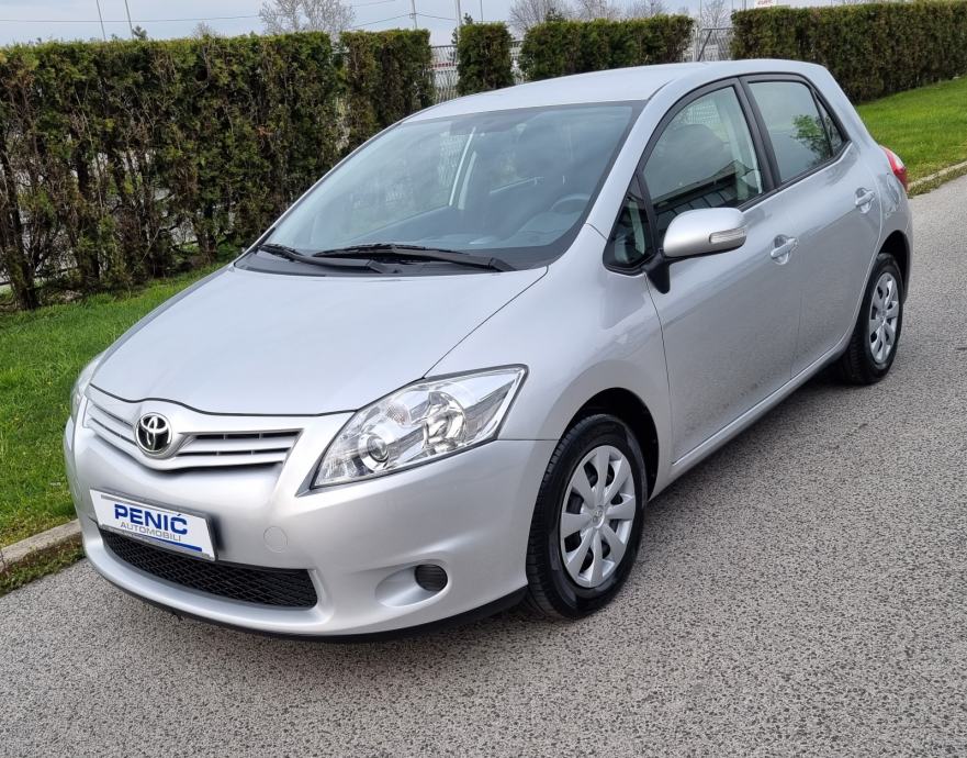 Toyota Auris 1 3 3 VVT I 65 000 KM Kupljen U HR 1 Vlasnik 2011 God