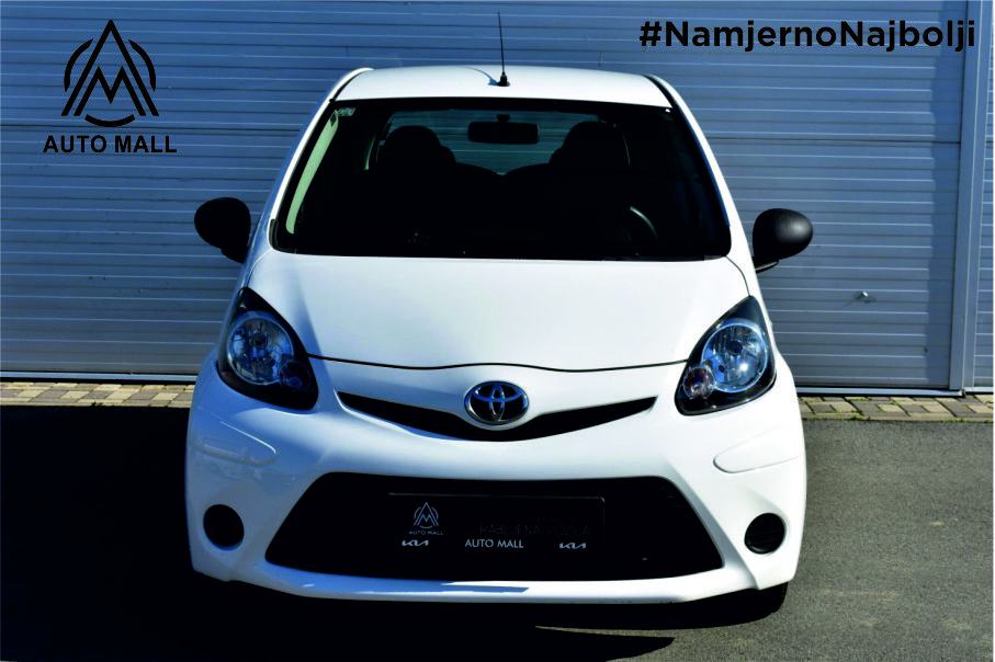 Toyota Aygo 1.0 *HR* SERVISNA, MALO KM, JAMSTVO*