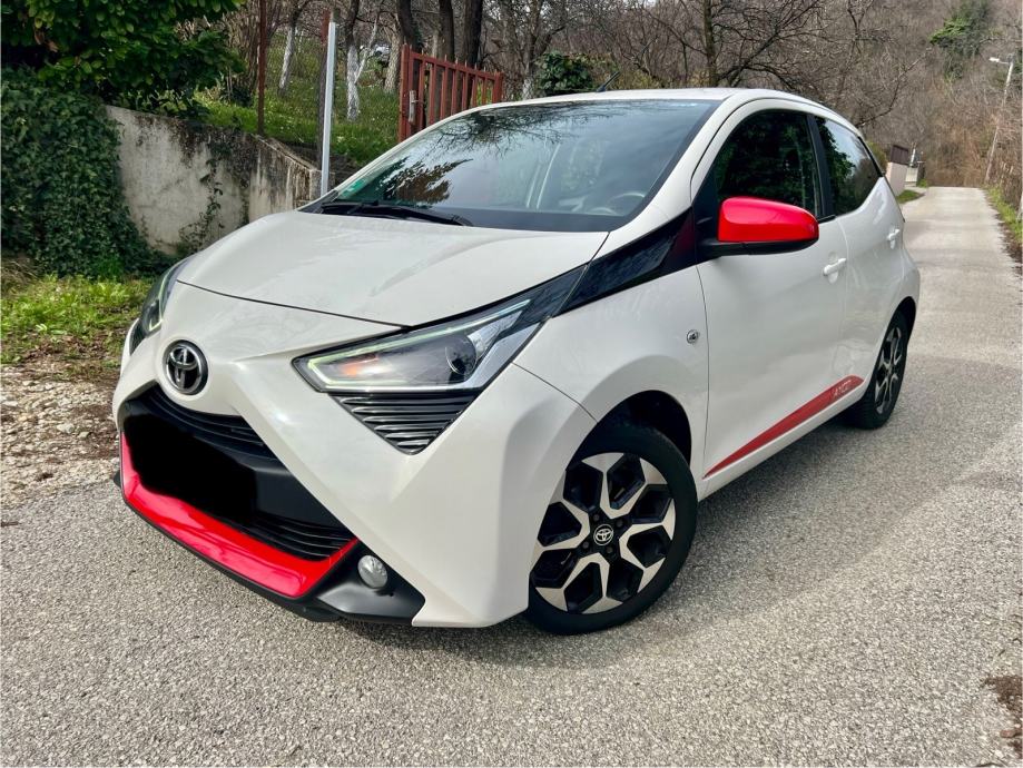 Toyota Aygo 1.0 Vvti X Play Kamera Led Klima Alu Garancija do 10/31