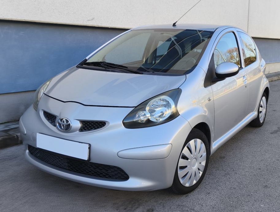 Toyota Aygo 1.0i Automatik, Klima, 2006 god, reg do 11/2025