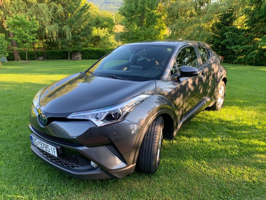 Toyota C-HR 1,8 Hybrid automatik