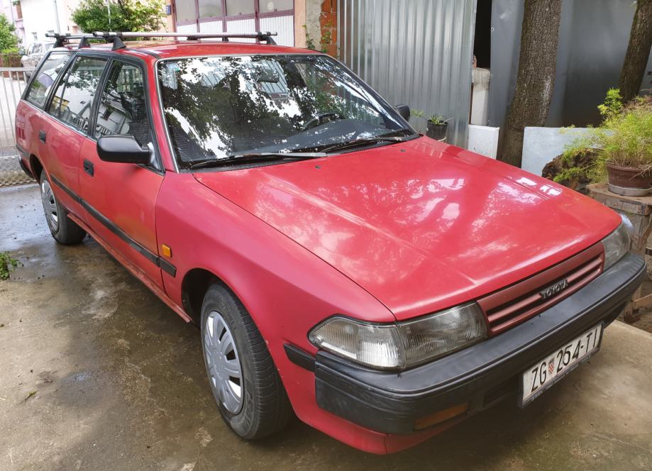 Toyota carina 1600 st