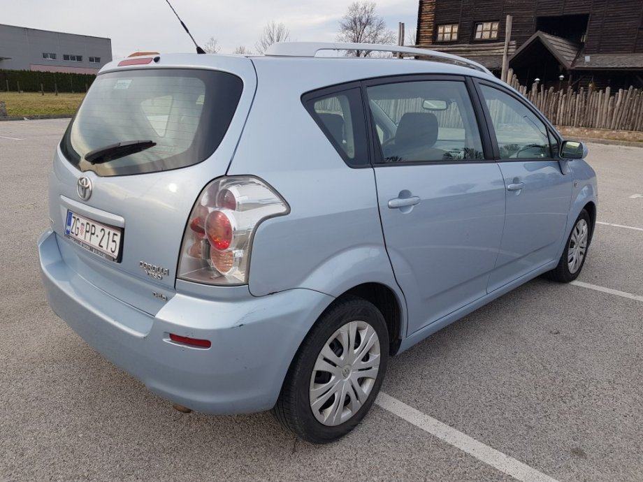 Toyota corolla verso 2006