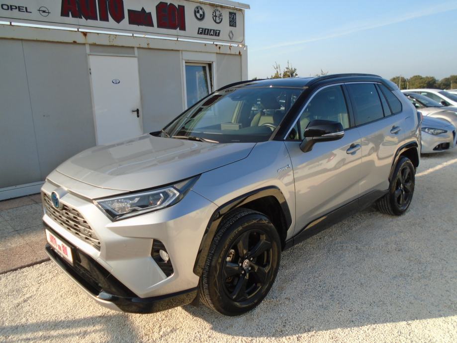 Toyota RAV4 2,5 automatik HYBRID