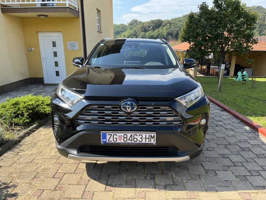 Toyota RAV4 2,5 HYBRID**** VOZILO JE U SUSTAVU PDV-a***