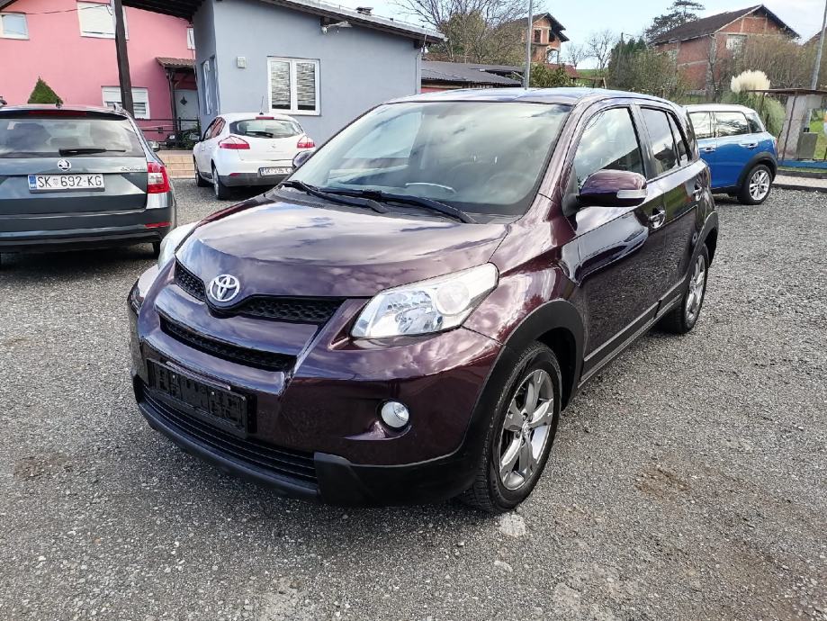 Toyota Urban Cruiser AWD 1,4 D-4D  POGON  4 x 4