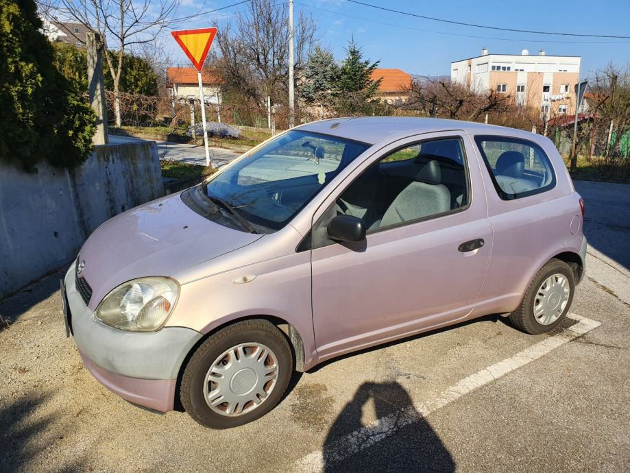 Toyota Yaris 1,0 VVT-i