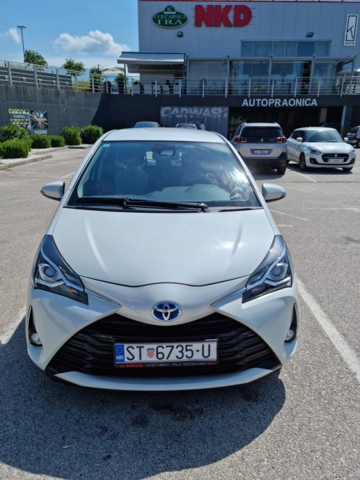 Toyota Yaris Hybrid 1,5 VVT-i