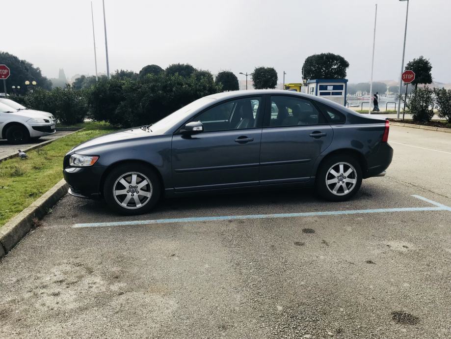 Volvo s40 awd