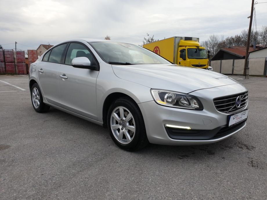 Volvo S60 D2