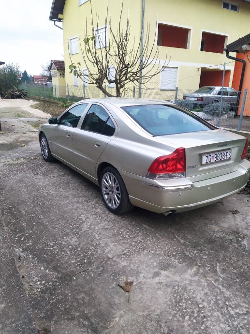 Volvo S60 D5