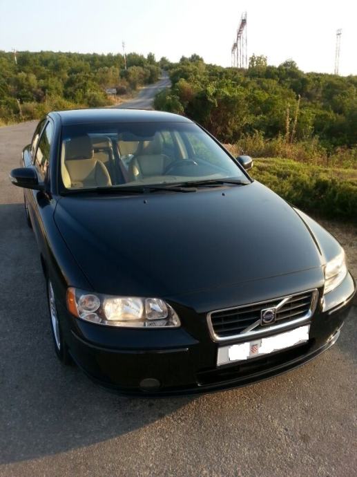 Volvo S60 D5