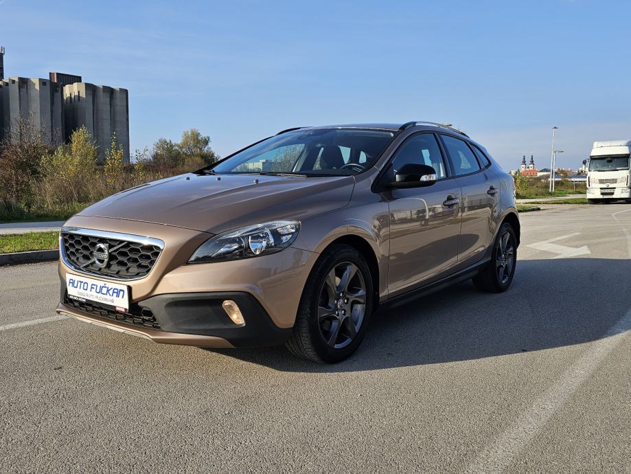 Volvo V40 Cross Country D3