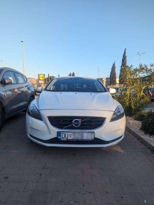 Volvo V40 D3 150ks