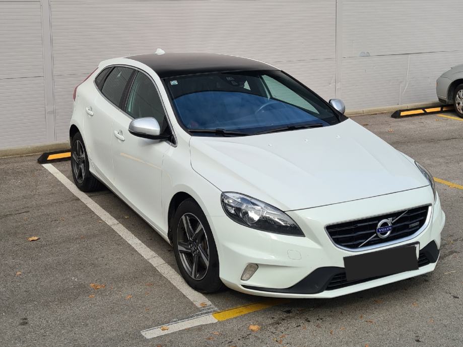 Volvo V40 D4 R - Design