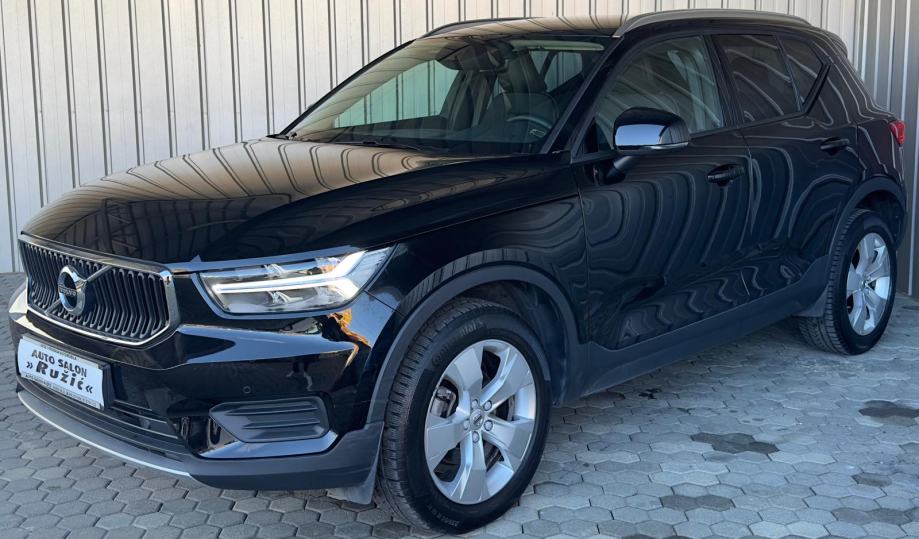 Volvo XC40 D3 Momentum Pro Pack Park Assist TEMPOMAT ALU NAV*GARANCIJA