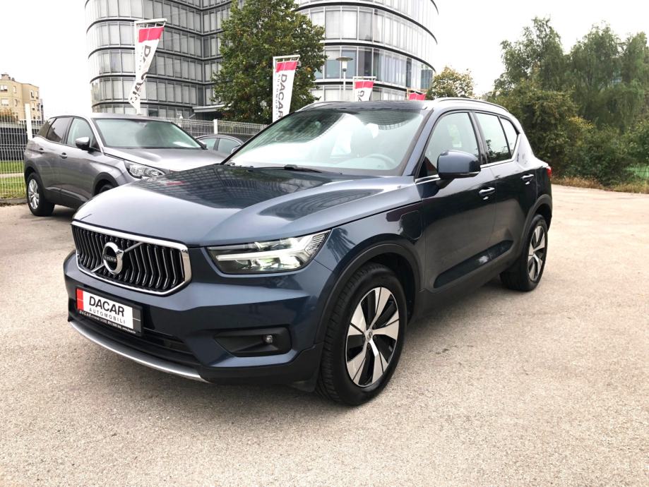 Volvo XC40 T5 Plug-in-Hybrid Automatik, Panorama krov