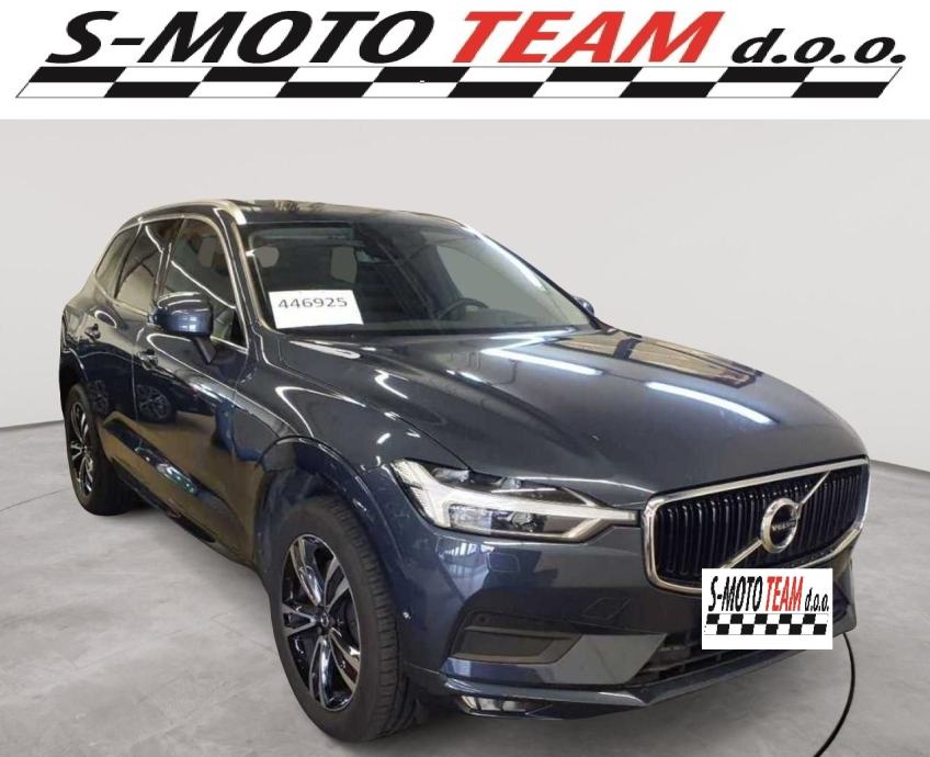 Volvo XC60 D4 AWD Momentum LEDER PANO NAV