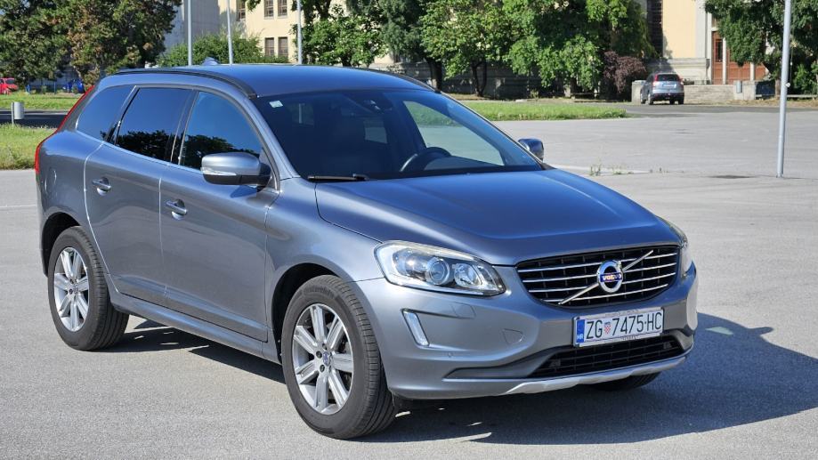 Volvo XC60 FWD D4, REG 01/2025