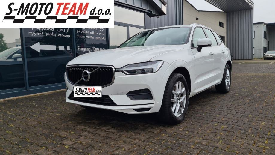 Volvo XC60 Momentum 2WD - AUT - NAVI - AHK