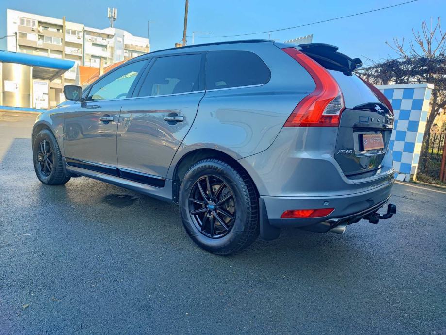 Volvo XC60 D5 AWD Polestar Classic R-Design automatik