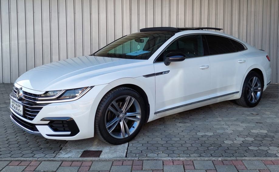 VW Arteon 2,0 TDI DSG R-LINE VIRTUAL KOKPIT PANORAMA AMB.LIGHT GAR.