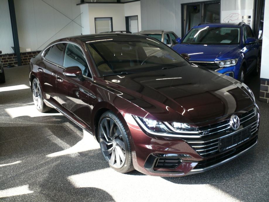 VW Arteon 2,0 TDI R-line 4motion LED navi koža Dynaudio virt.k šiber