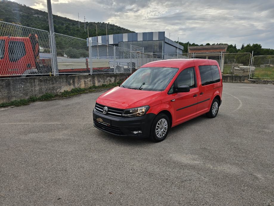 VW Caddy 2,0 TDI TOP STANJE