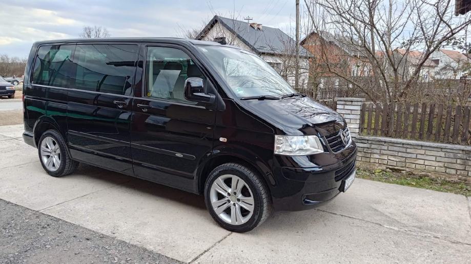 VW Caravelle 2,5 TDI u pdv-u