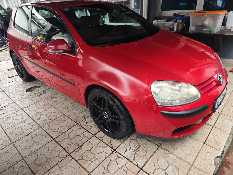 VW Golf 5 1,6