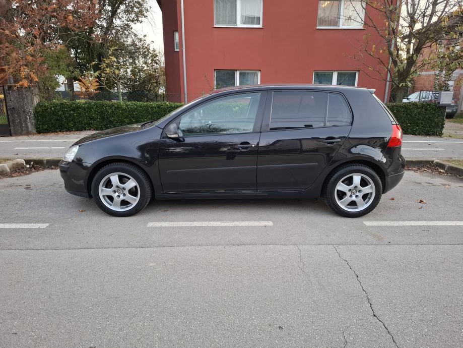 VW Golf 5 1.9 TDI, 2007.g.SAMO 221000 KM,,SERVISNA I POTVRDA O KM.