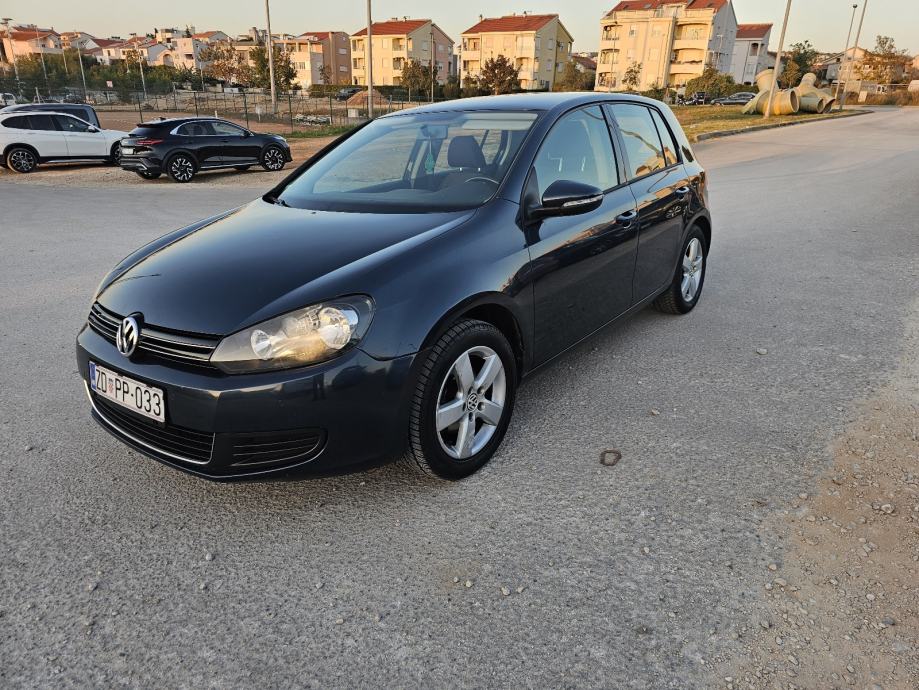 VW Golf 6 1,6 TDI, PDC, Alu