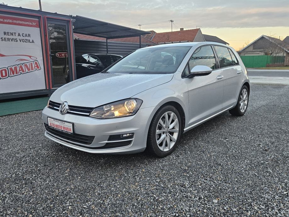 VW Golf 7 1,6 TDI DSG / HIGHLINE / NAVI