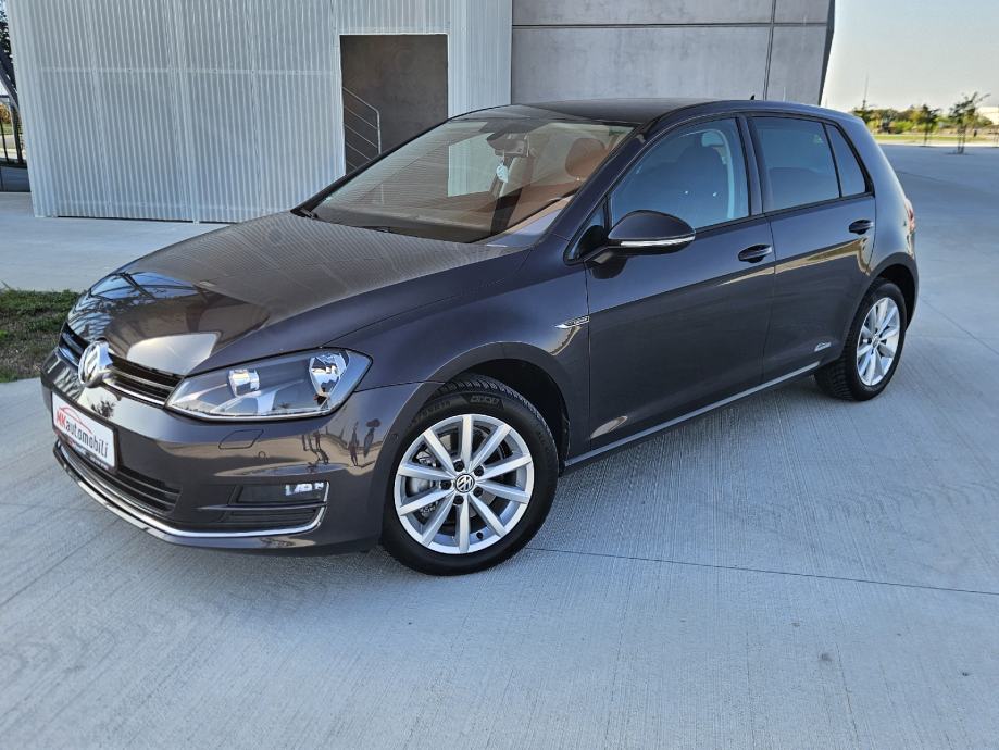 VW Golf 7 1,6 TDI DSG LOUNGE,ALU,NAVI,TOP STANJE