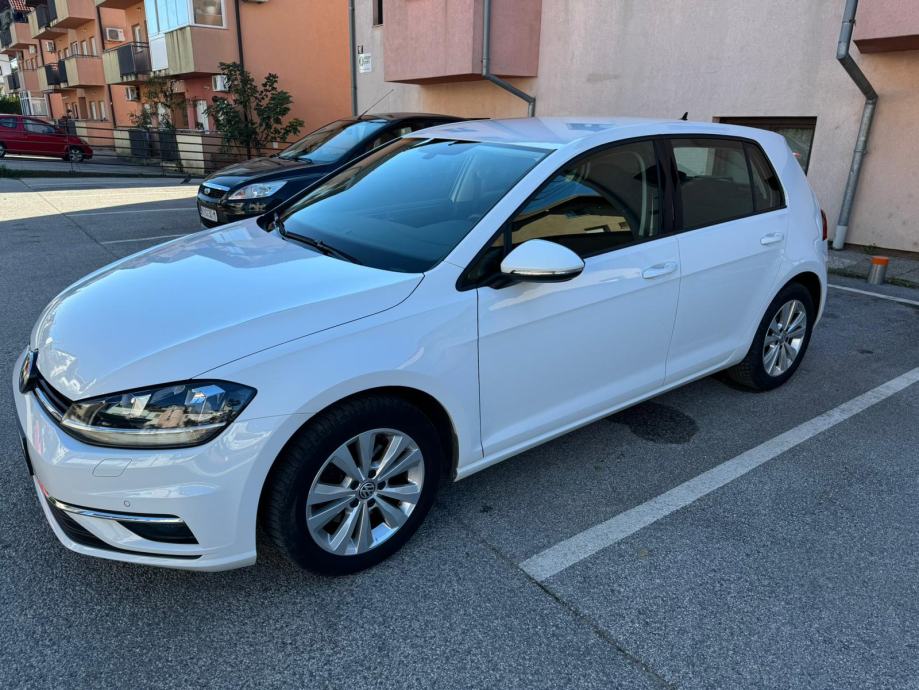 Golf 7.5 1.6 TDI DSG COMFORTLINE