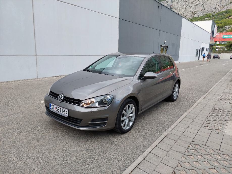 VW Golf 7 2,0 TDI  BMT*** 150 KS ***SERVISNA KNJIGA***