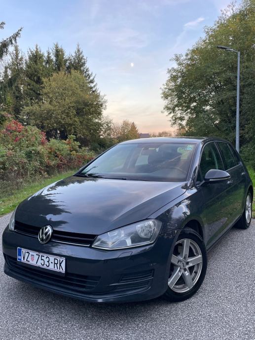 VW Golf 7 2,0 TDI •Navigacija, Park.senzori, Veliki servis, Reg 5/25•