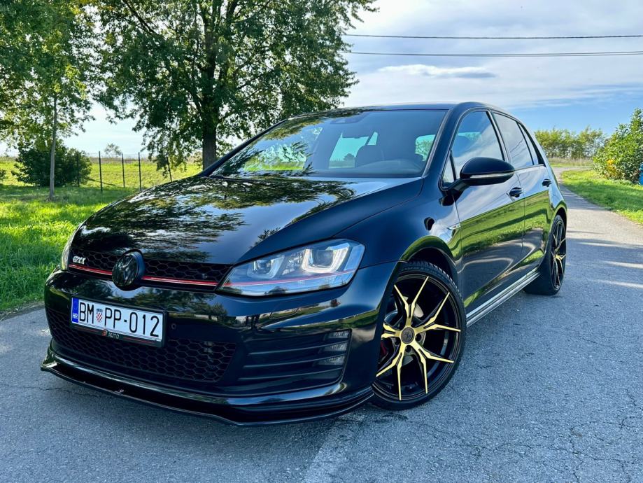 VW Golf 7 GTI 2.0 TSI DSG automatik