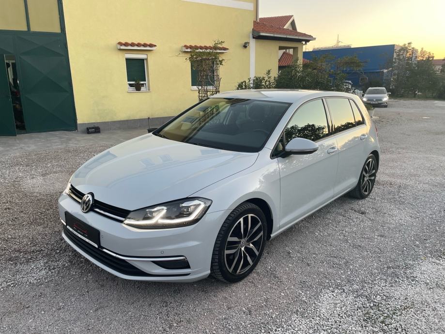 VW Golf 7.5 HIGHLINE 2.0tdi,VIRTUAL,TOP STANJE.