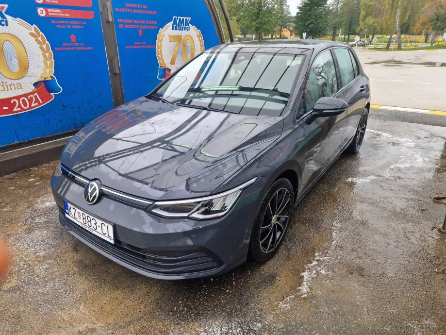 VW Golf 8 1,0 TSI