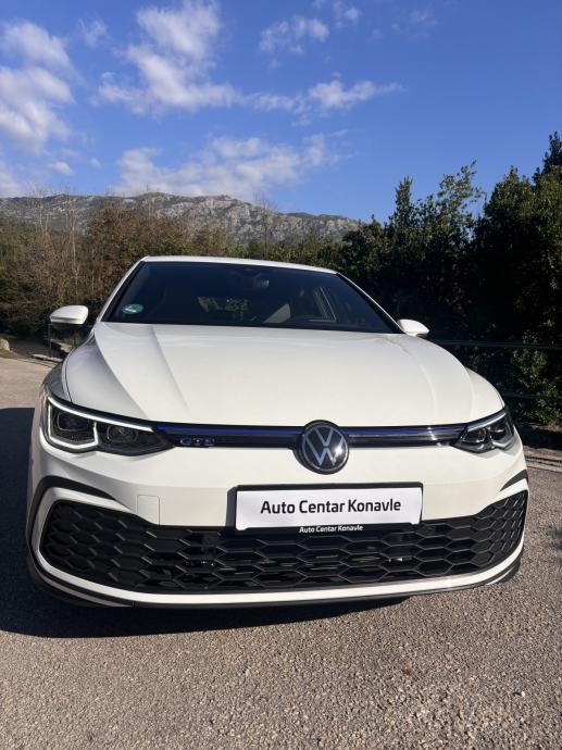 VW Golf 8 GTE