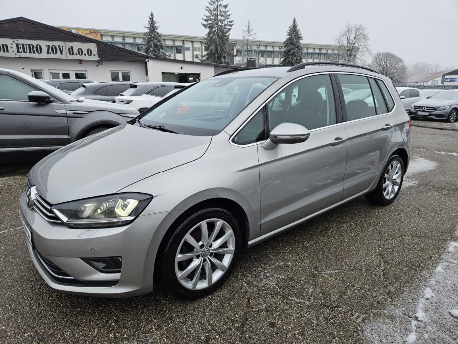 VW Golf Sportsvan 2.0TDI HIGHLINE,KOŽA,NAVI,PDC,BI-XENON,GR.SJEDALAMFV