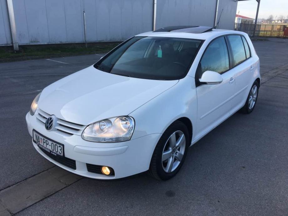 VW Golf V 1,9 TDI BLUEMOTION