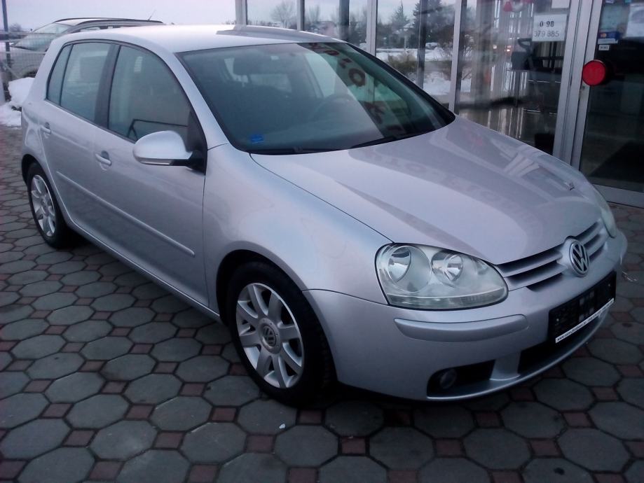 VW Golf V 2,0 TDI 2005.,Sportline, SERVISNA, 5-VRATA, 6-BRZINA, ALU..