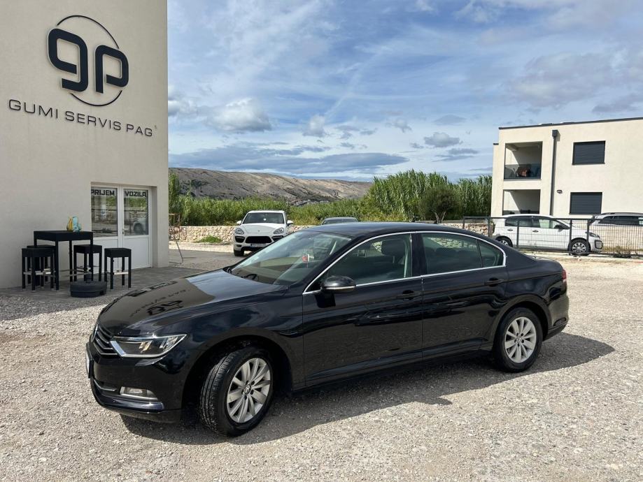 VW Passat 1,6 TDI BMT PDC, NAVI, TEMPOMAT