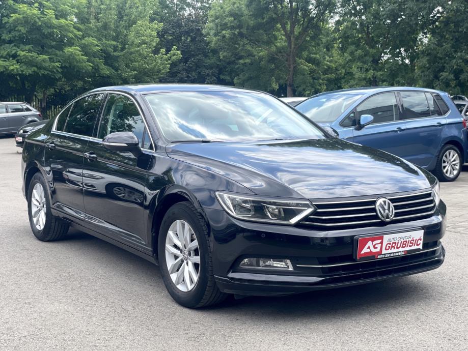 VW Passat 2,0 TDI ACC NAVI  *Servisna VW*  *Top stanje!*