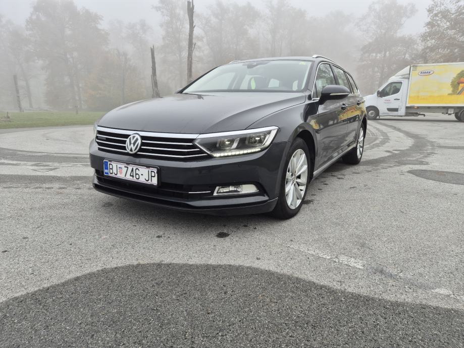 VW Passat Variant 2,0 TDI DSG HIGHLINE