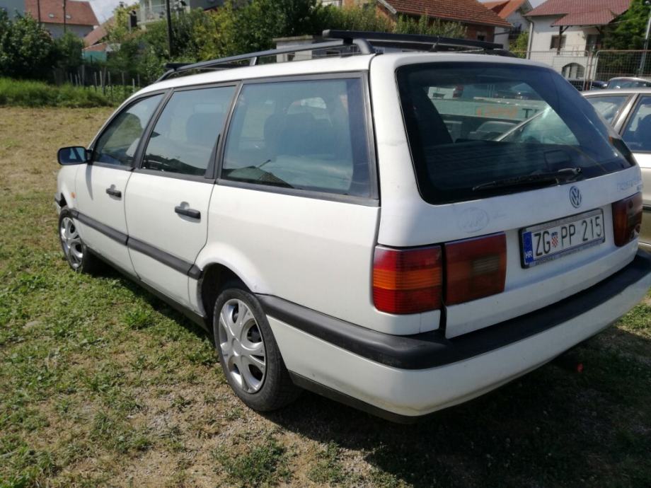 Эмблема passat gl